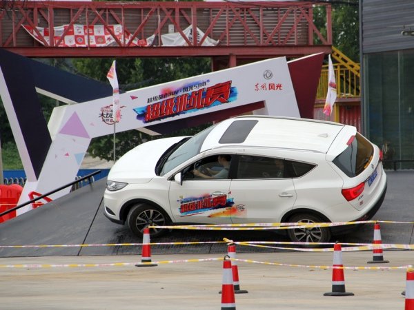 超级都市SUV-东风风光580超级挑战赛-图8