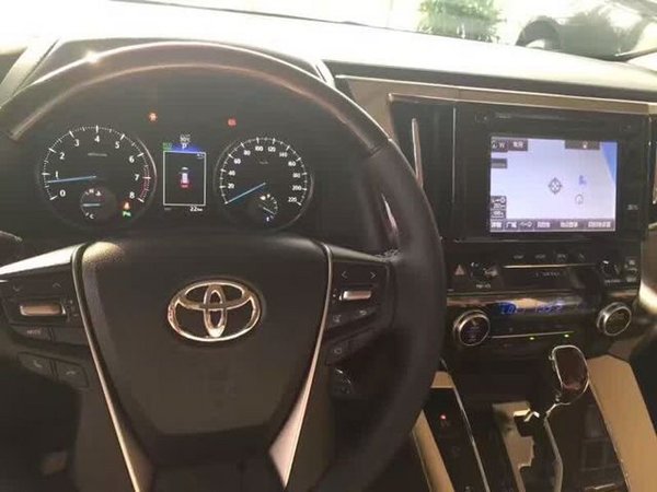 16款豐田埃爾法3.5L 熱賣埃爾法展位現(xiàn)車-圖4