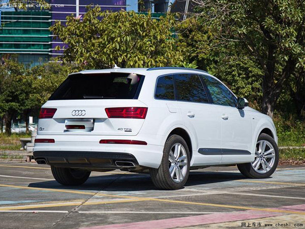 2016款奥迪Q7顶级SUV 奢华内饰敞阔空间-图5