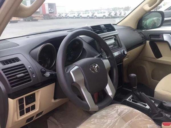 结实的外形皮实的心脏丰田强横2700全国上牌