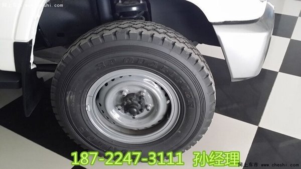 2016款丰田LC76手续随车 LC76白色46.8万-图5