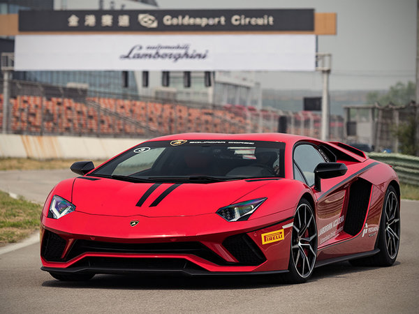 体验全新Aventador S 兰博基尼赛道驾驶培训-图5