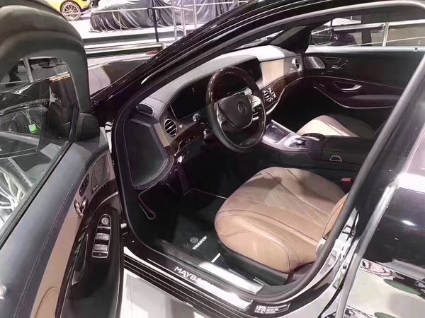 2017款奔驰巴博斯40L S400升级版更独特-图7