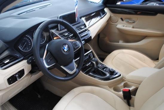 趣玩一夏 创新BMW 2系 首付低至4.8万元-图3