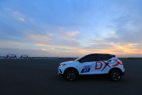 勇夺8冠 东南DX3 SRG称霸中国量产车大赛-图8