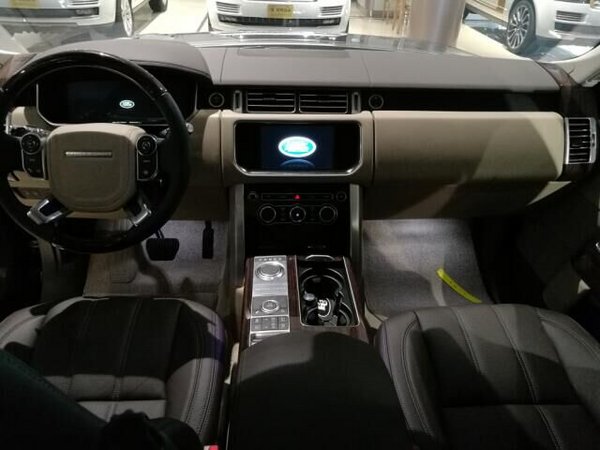 路虎攬勝行政版現(xiàn)車 經(jīng)典越野國慶降底價(jià)-圖5