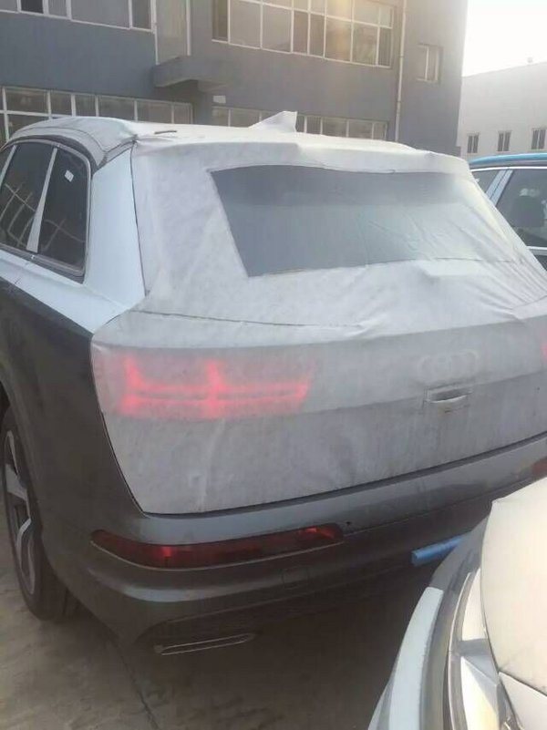 奥迪Q7加版狂涨价 独家最优资源惊喜热销-图3