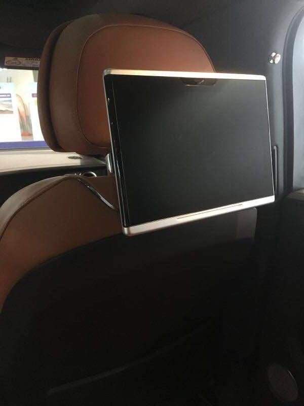 17款宾利添越高端定位SUV 霸气抵港嗨购-图7