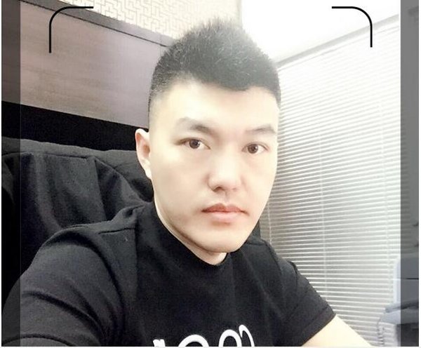 17款玛莎拉蒂总裁S加版Q4 豪华卓越体验-图1