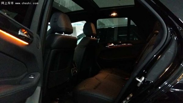 奔驰GLE350柴油版现车 进口城市轿跑SUV-图11