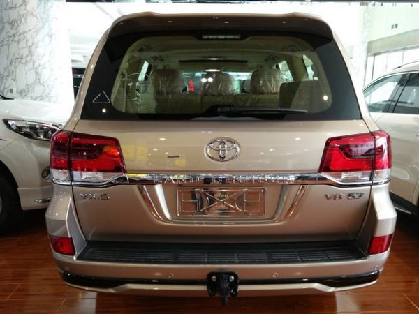 2016款豐田酷路澤5700 V8抄底價(jià)時(shí)候到了-圖3