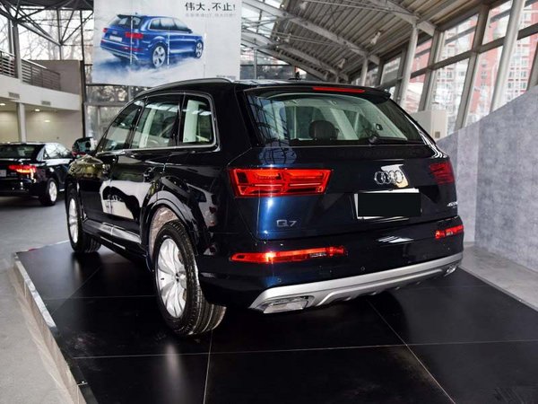 奥迪Q72.0T/3.0T 大Q7精美内饰强悍功能-图6