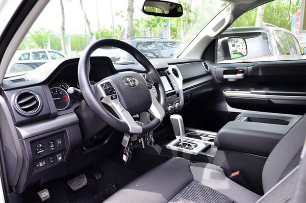 豐田坦途TRD版5.7L 坦途V6國慶降價處理-圖4