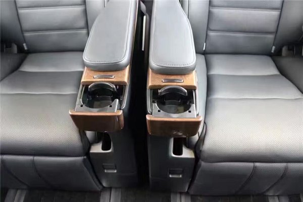 2017款歐規(guī)豐田埃爾法3.5L 現(xiàn)車優(yōu)惠促銷-圖7
