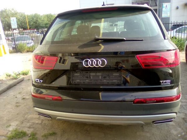 進口新款奧迪Q7現(xiàn)車 舒適坐駕熱促63.5萬起-圖3