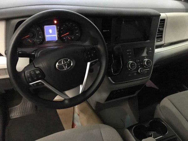 丰田塞纳四驱3.5L两驱 降价分期塞纳提车-图4