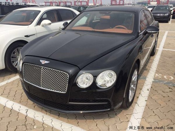17款宾利飞驰V8S现车 更低排量更低价格-图1
