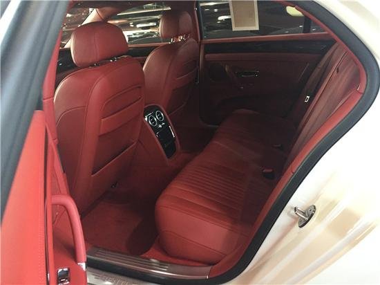 2017款宾利飞驰4.0TV8 最便宜价格235万-图10