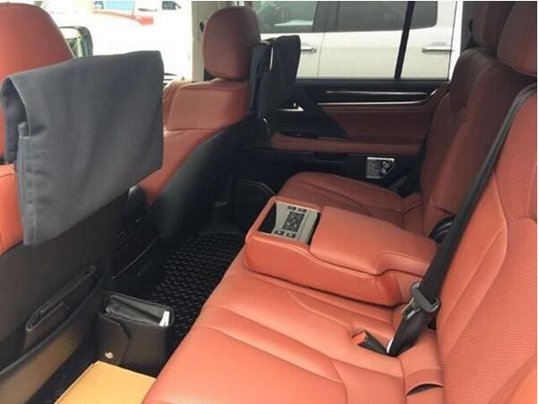 16款雷克萨斯LX570现车最新报价 颜色齐-图6