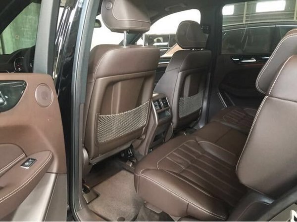 18款奔驰GLS450配置解析 年货齐全就靠它-图11