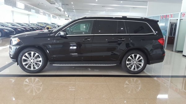 2016款奔馳GL450現(xiàn)車 今日特價(jià)港口狂甩-圖3