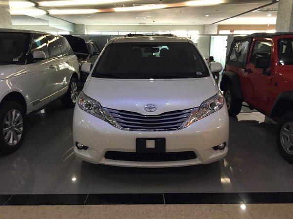 2017款塞納3.5L四驅(qū) Limited頂配商務(wù)車-圖1