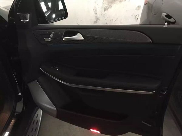 17款加版奔馳GLS550現(xiàn)車(chē) 7座GLS550配置-圖7