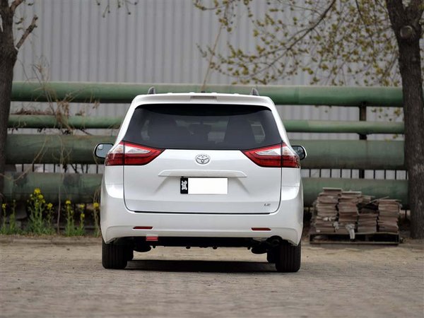 2016款丰田塞纳现车 两驱四驱商务39万起-图3