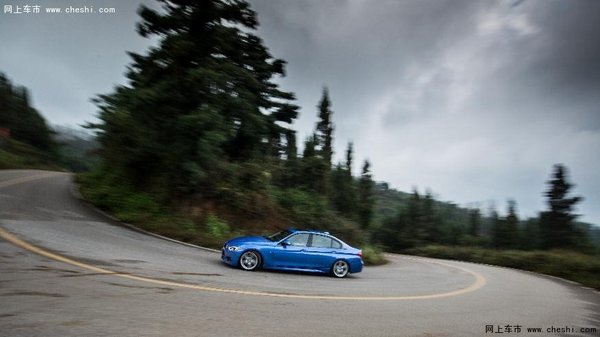2017款BMW 330Li M运动型驯服山路-图4