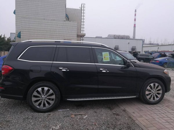 17款奔驰GLS450现车 魅力越野吸引众眼球-图3
