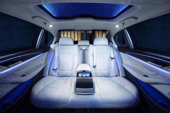 全新BMW 5系Li越级豪华亮点-图3