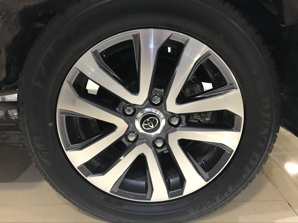 豐田酷路澤5700中東VXS頂配 V8無視坎坷-圖10