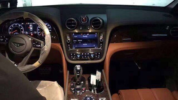 17款宾利添越豪车再现 精致生活从车开始-图5