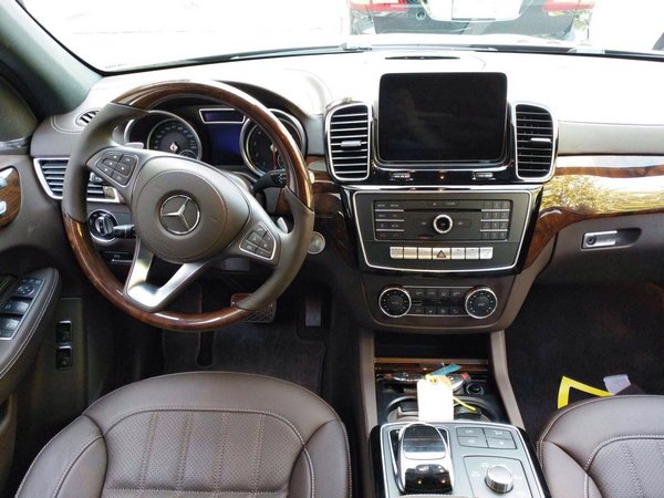 2017款奔馳GLS450 中秋撒歡降價(jià)優(yōu)惠加倍-圖6