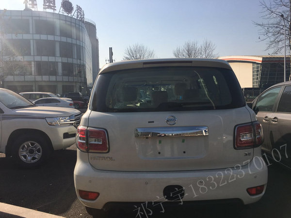 17款日產(chǎn)尼桑途樂(lè)4.0L 硬派四驅(qū)SUV批發(fā)-圖3
