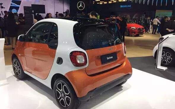 奔驰smart新声特别版车展上市 14.59万元-图3