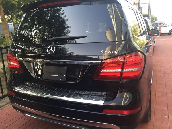 2017款奔馳GLS450小滿配 帶電吸門(mén)112萬(wàn)-圖3