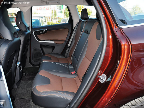 沃尔沃XC60最高降8.5万 安全SUV越野动能-图10