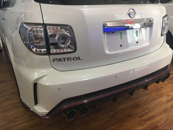 日产尼桑途乐Y62现车 凶狠SUV碾压全路况-图6