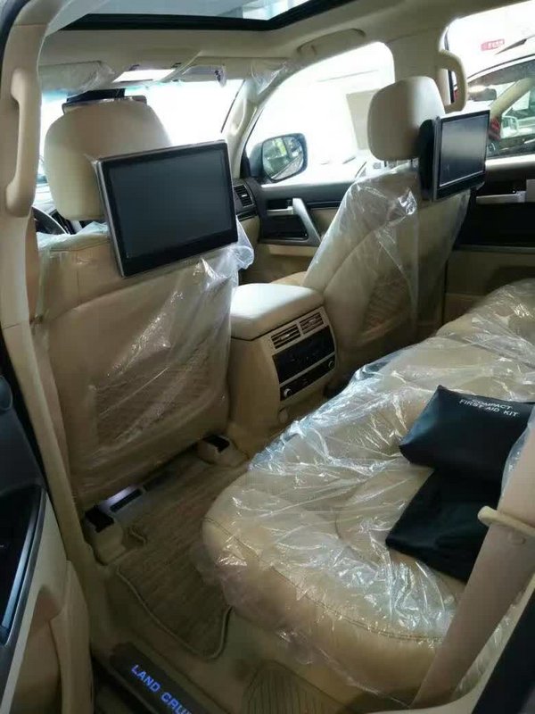 16款丰田酷路泽5700 彪悍硬朗V8陆巡批发-图7