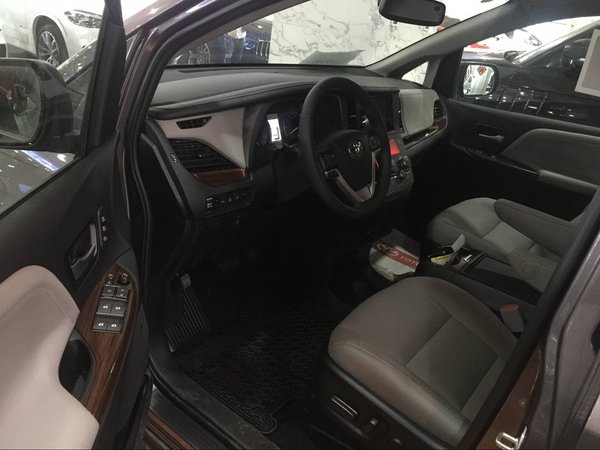 2017款豐田塞納首惠現(xiàn)車 全新改裝商務(wù)艙-圖6