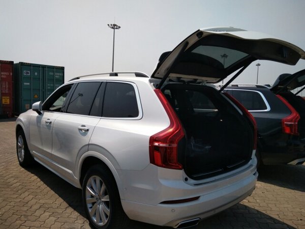 全新款沃尔沃XC90靓丽外表 逼格折扣立减-图8