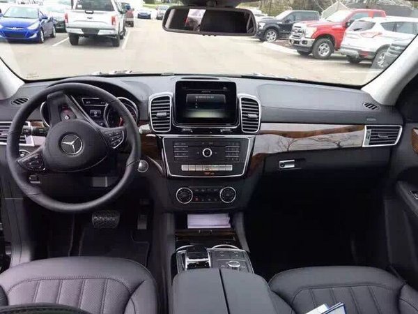 2017款奔馳GLS450 100萬起三包質(zhì)保放心-圖4