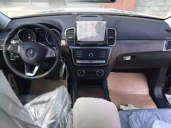 2017款奔驰GLS450现车 98万港口批发特价-图7