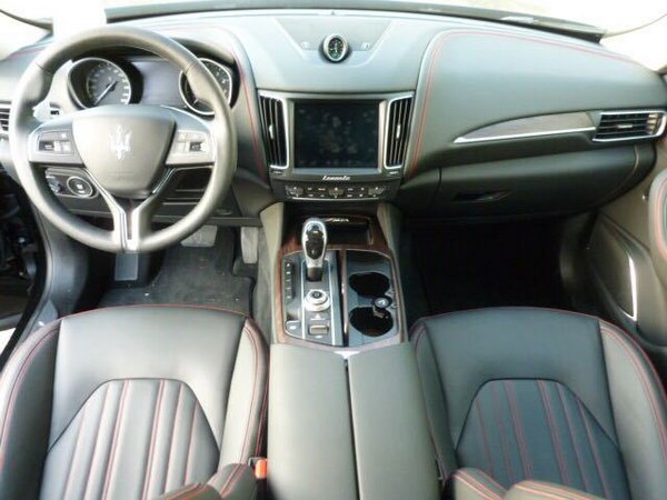 2017款玛莎拉蒂LevanteS 高功率选配标配-图4