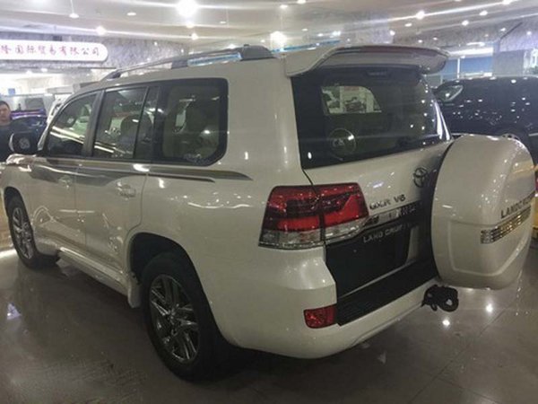 2017款豐田蘭德酷路澤4000 V6首批詢底價-圖7