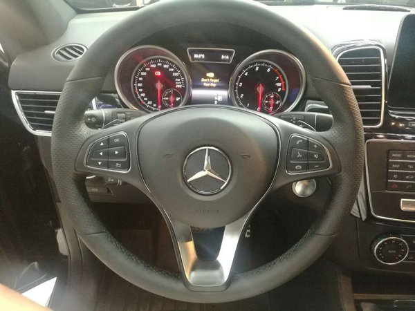 17款奔驰GLE43AMG运动造型 独惠体验新驾-图5