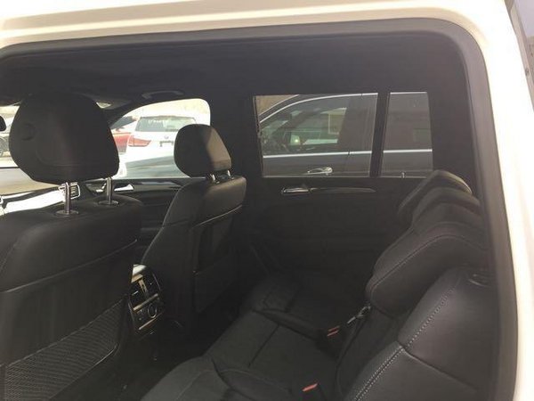 2017款奔驰GLS450 豪华SUV尽显大气风范-图8