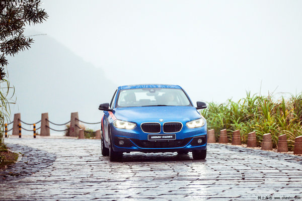 全新BMW 1系运动轿车激发创新驾控乐趣-图4