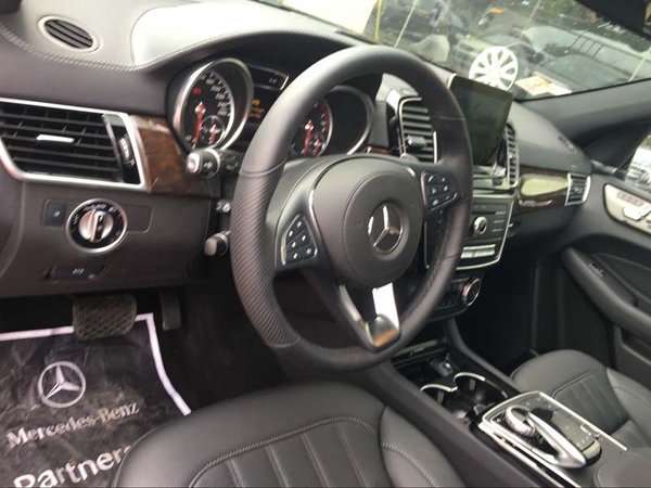 17款奔馳GLS450現(xiàn)車 天津低惠GLS級(jí)爆促-圖5